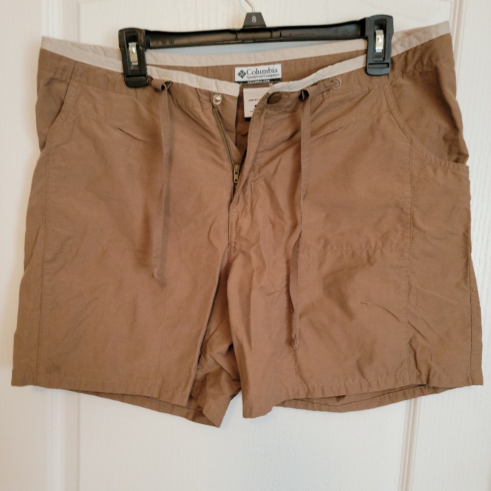 Columbia Shorts